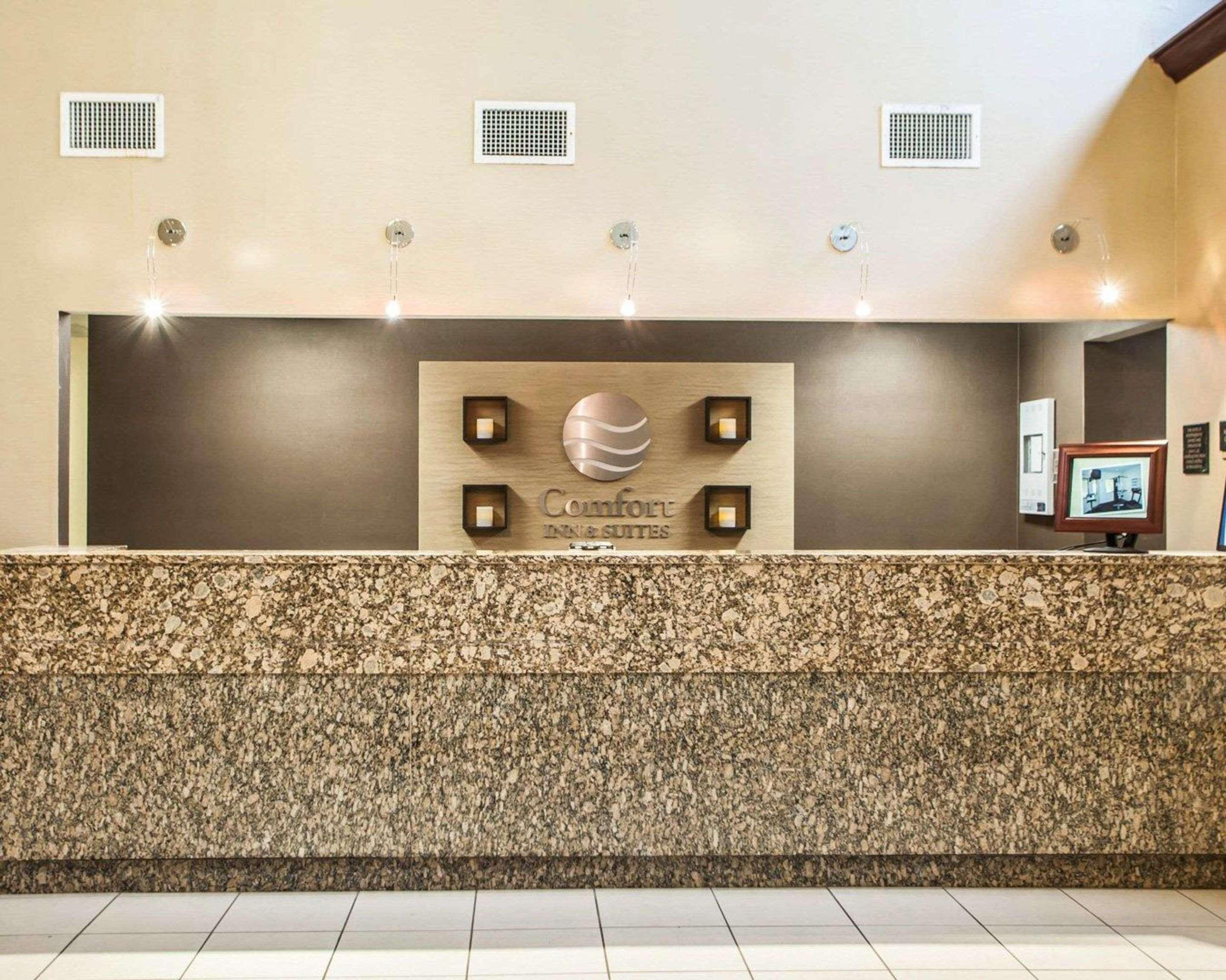 Comfort Inn & Suites St Louis-O'Fallon Exterior photo