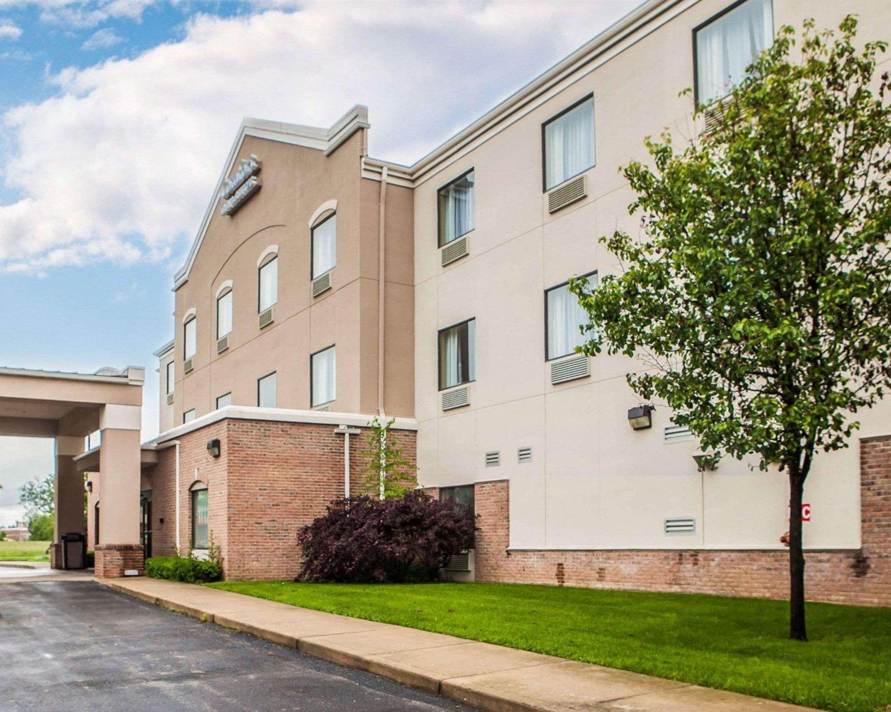 Comfort Inn & Suites St Louis-O'Fallon Exterior photo