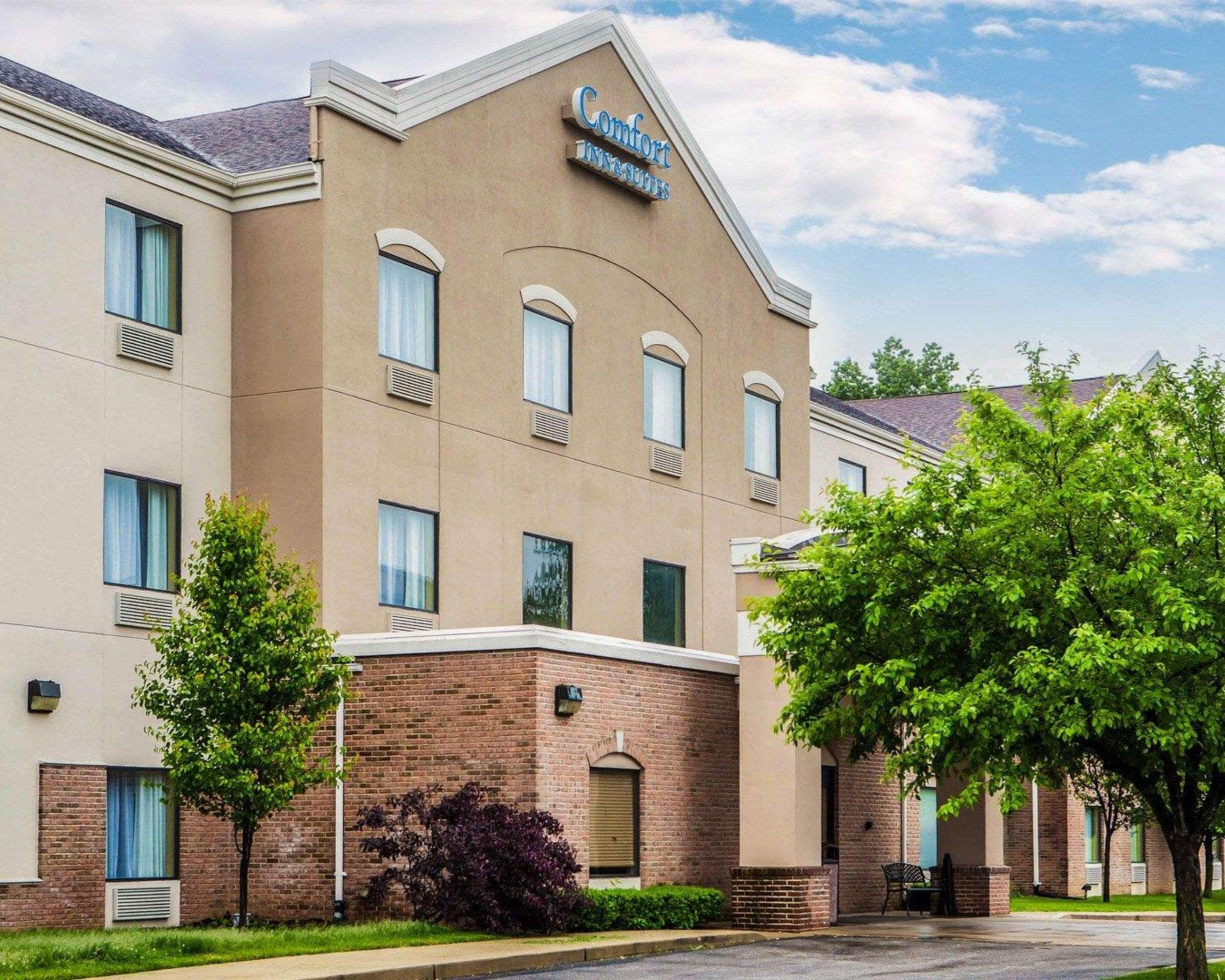 Comfort Inn & Suites St Louis-O'Fallon Exterior photo